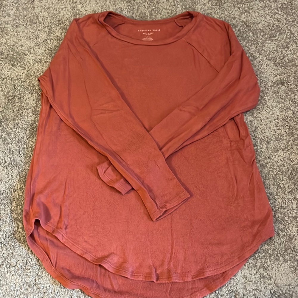 American Eagle Soft & Sexy Deep Pink Long Sleeve
